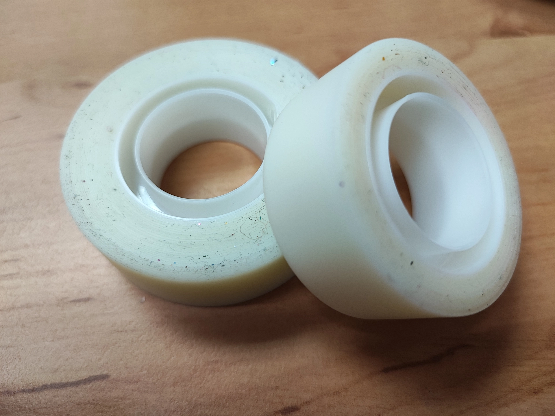 小膠帶 (Small tape)