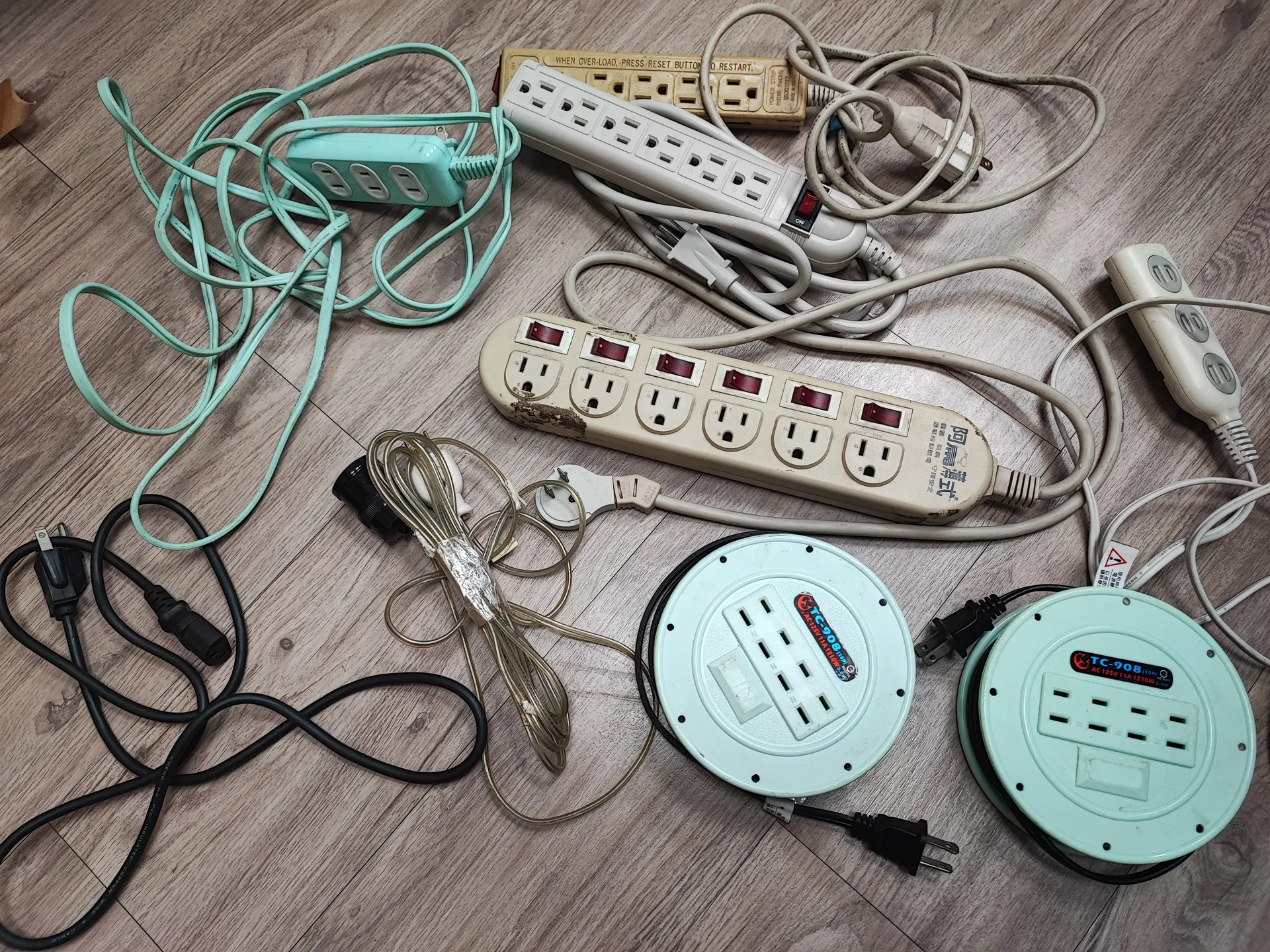 延長線 (Cable Extender)